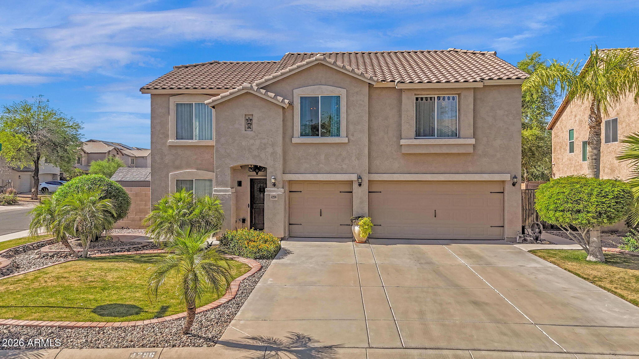 Welcome to 4296 E Pinto Valley Rd!