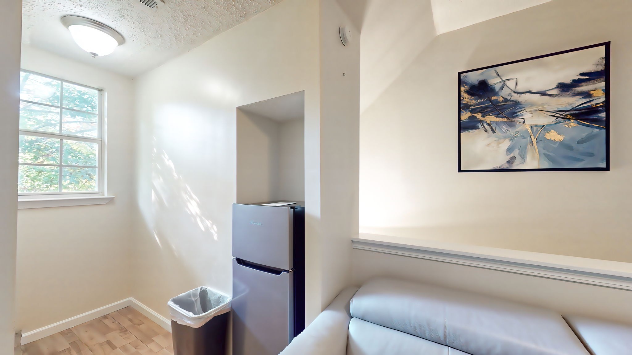 137 Gaskins Road Dickson, TN 37055 - Photo 47 of 58 a bathroom with a toilet and a painting on the wall