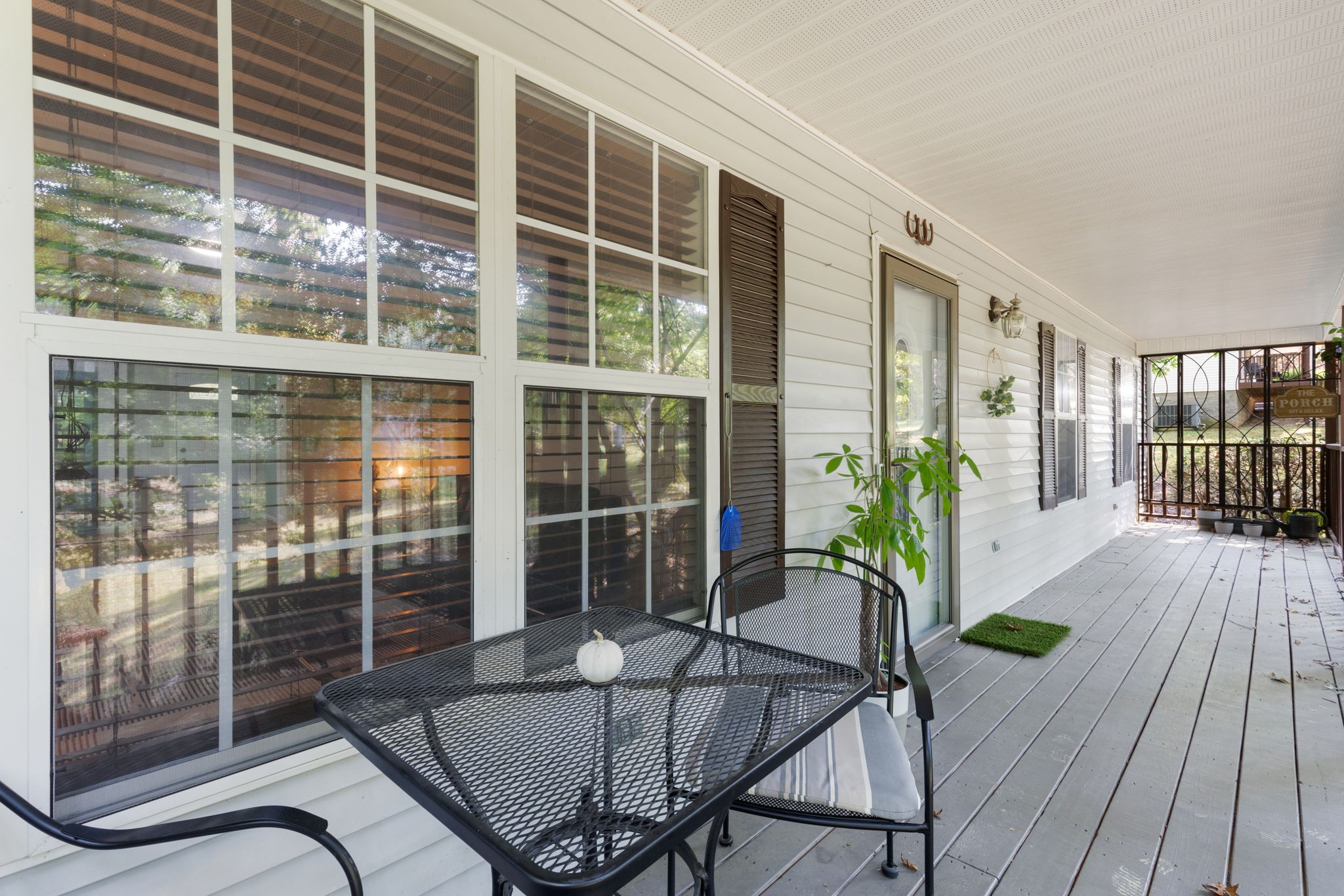 137 Gaskins Road Dickson, TN 37055 - Photo 7 of 58 a house view with a seating space and wooden floor