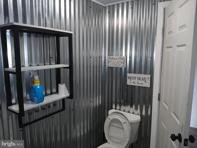 a view of washer and dryer