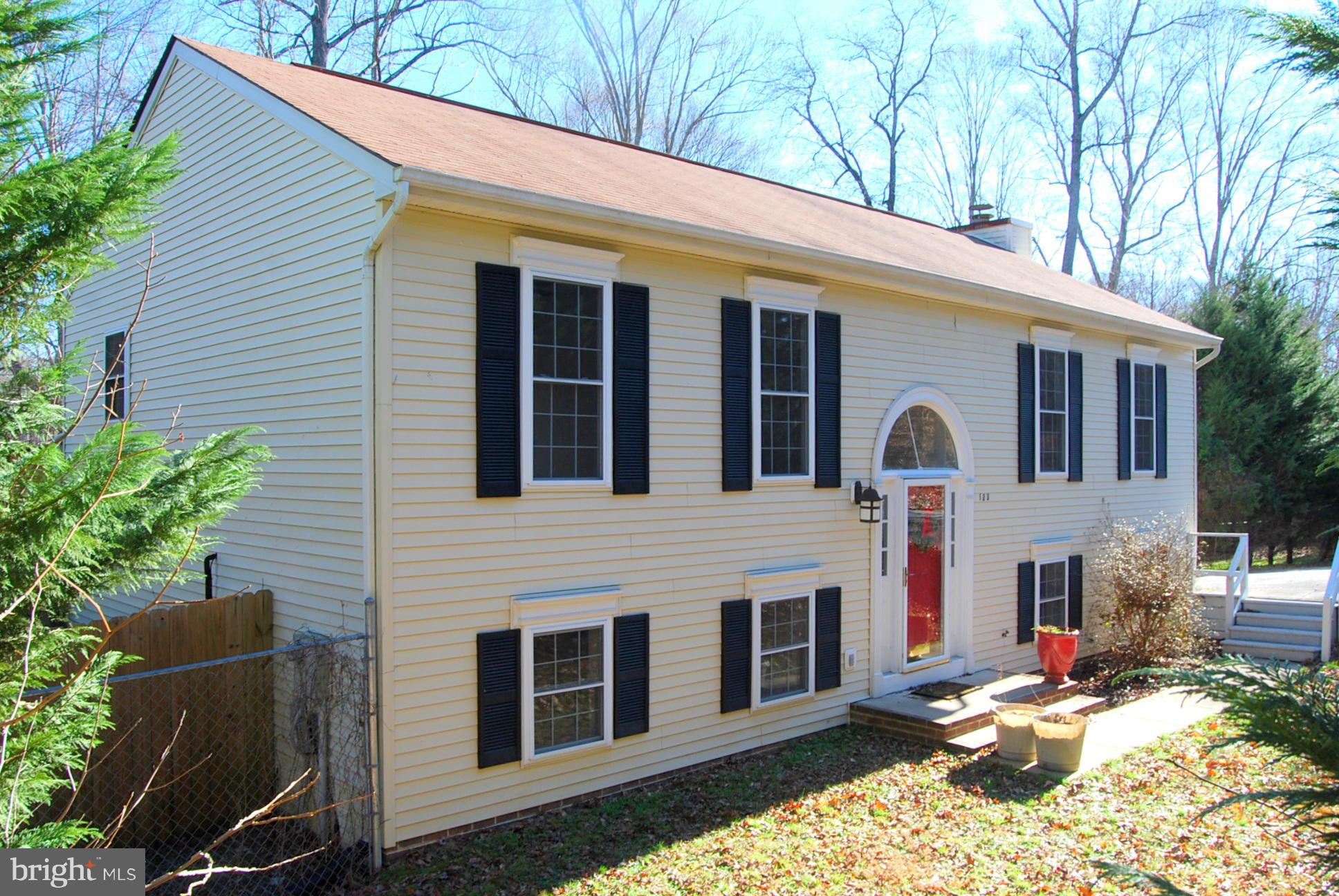 123 Potomac Run Road Fredericksburg, VA 22405 - Photo 1 of 22 Exterior (Front)