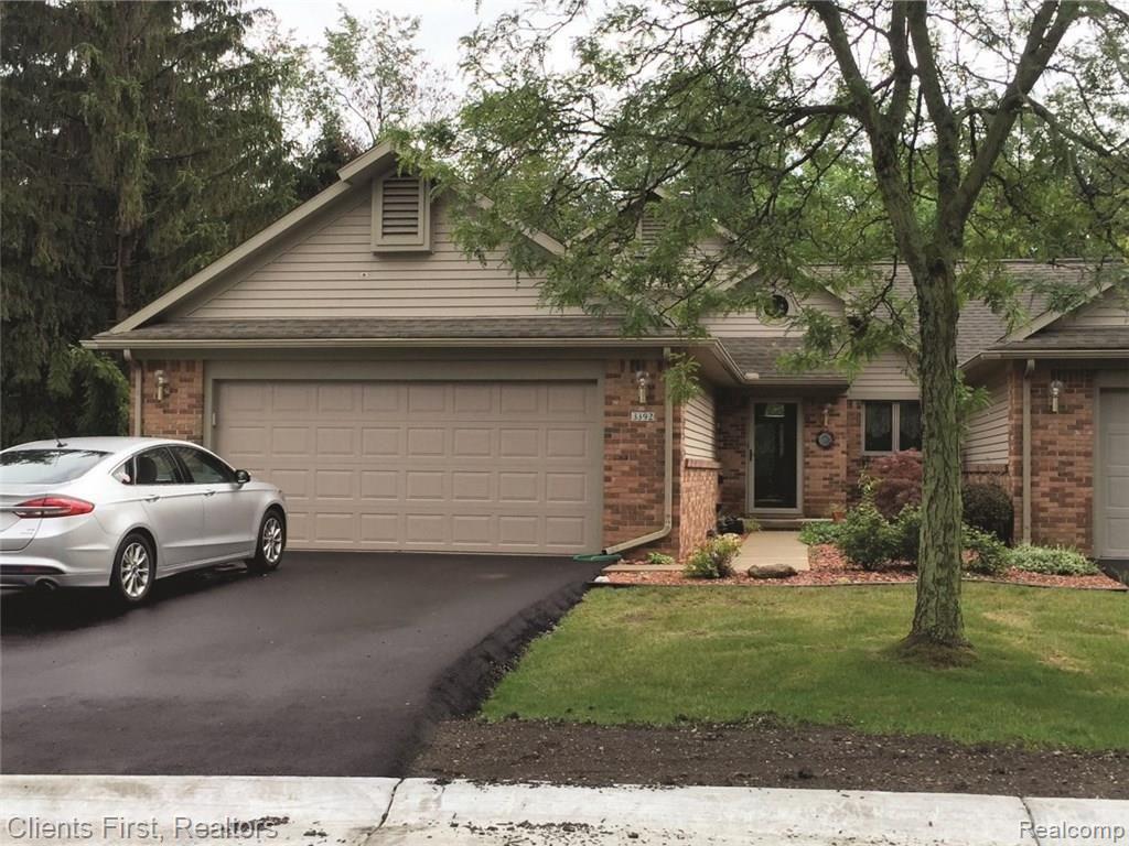 3392 Rivers Edge Drive Wayne, MI 48184 - Photo 3 of 32 31.jpg