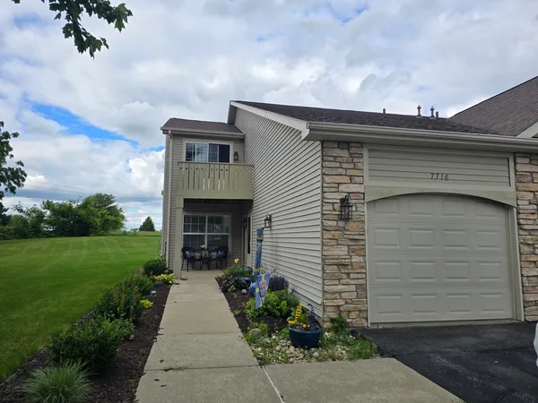 $145,000 | 7716 Creek Rockford Il 61114, Unit 2, Rockford, IL 61114