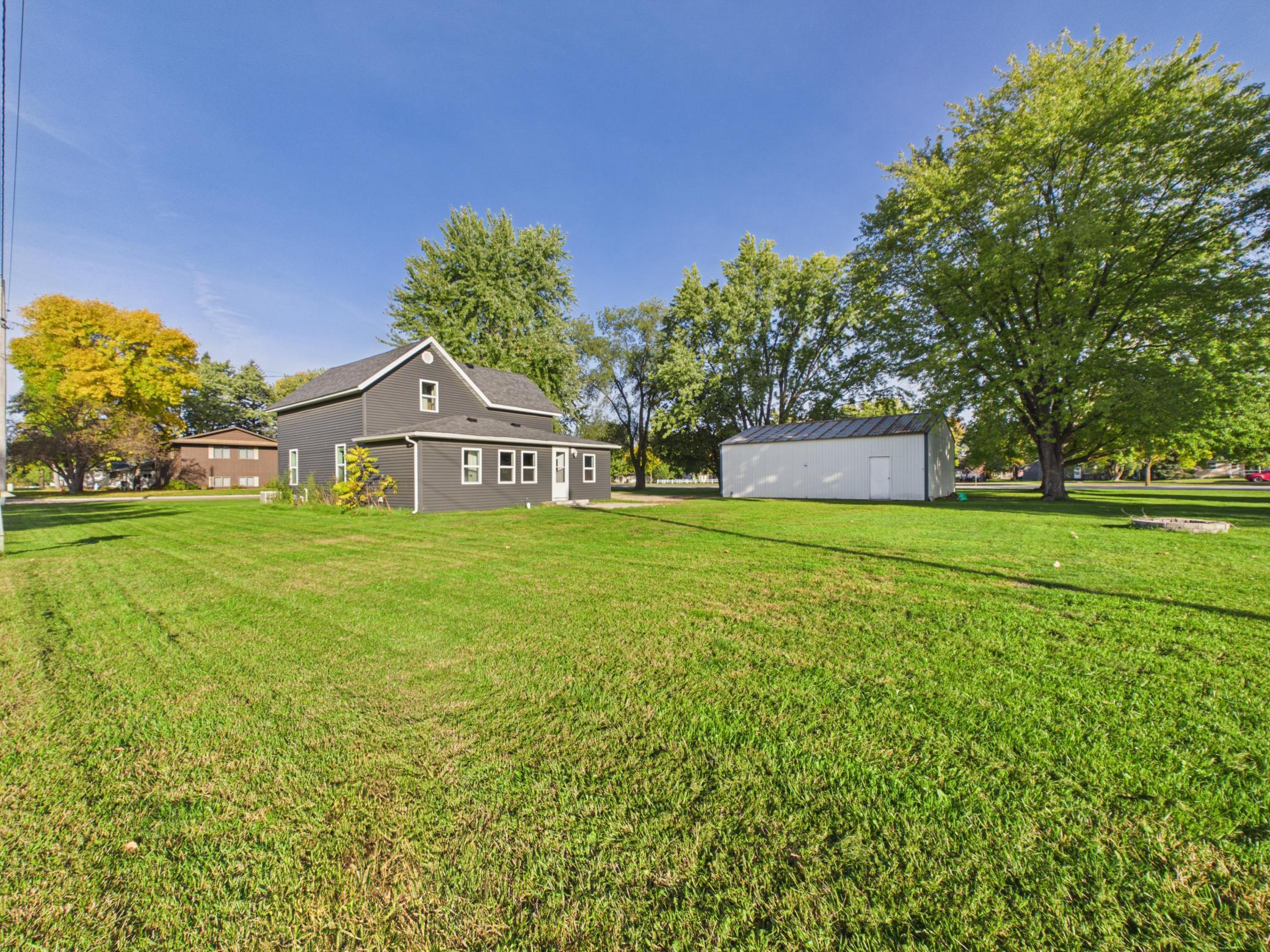 418 First Avenue Southwest Melrose, MN 56352 - Photo 3 of 34 Gallery Image 3