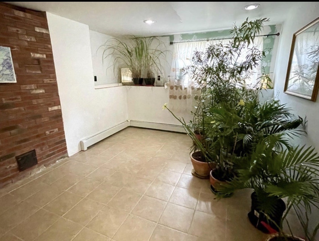 8 Scraggy Neck Rd Extension Bourne, MA 02534 - Photo 11 of 17 a view of a entryway