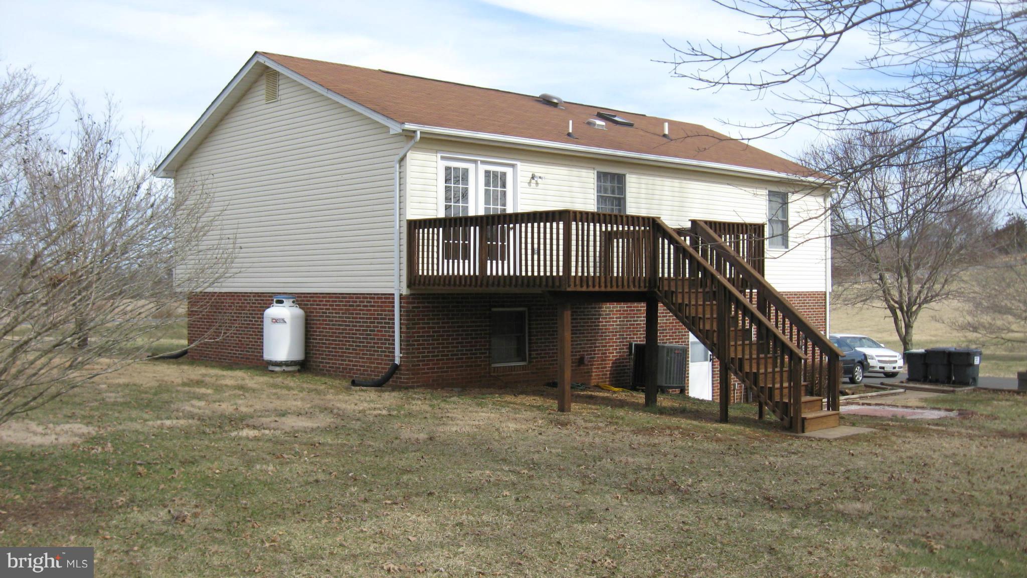 Exterior (Rear)