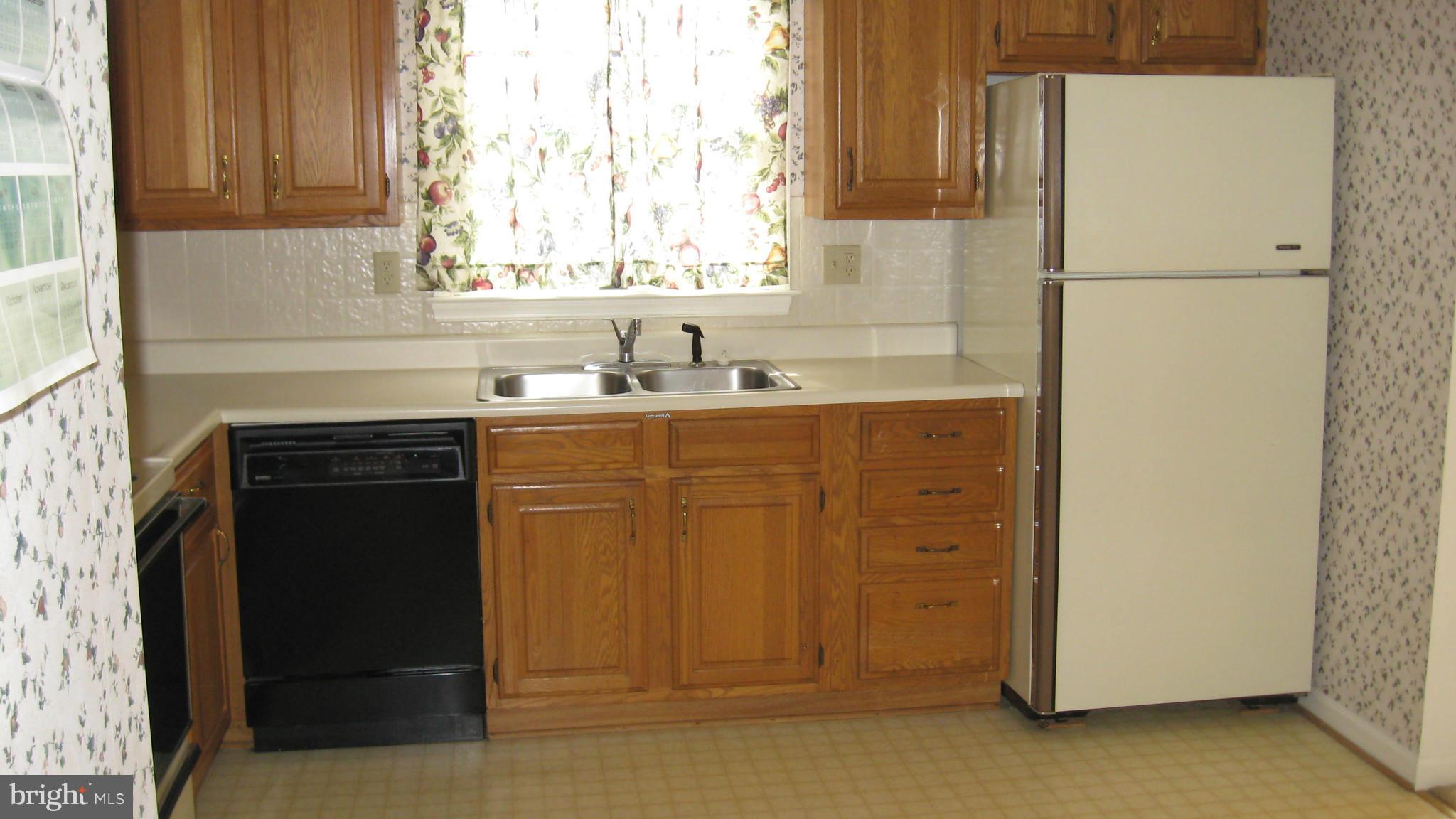 20138 Kettle Club Road Culpeper, VA 22701 - Photo 9 of 15 Kitchen