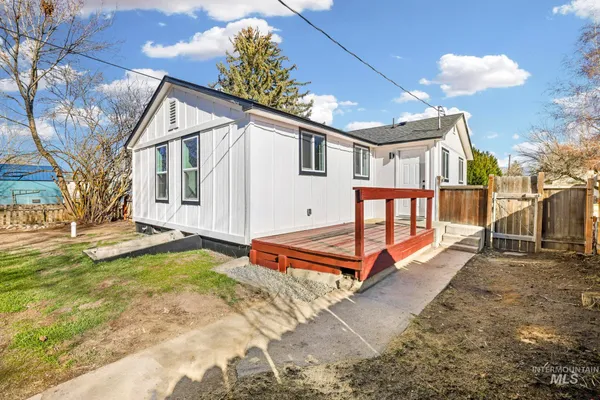 $249,900 | 1033 Nevada Street, Gooding, ID 83330