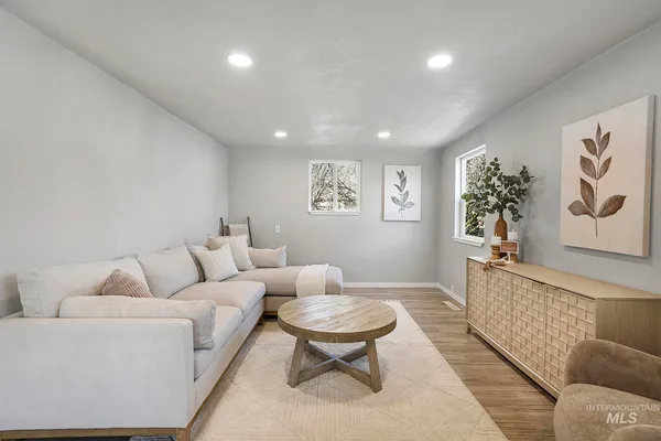 $249,900 | 1033 Nevada Street, Gooding, ID 83330