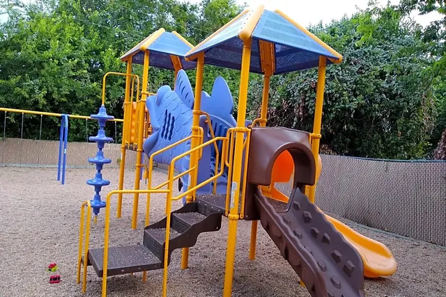 $600 | 1001 Pecan Valley Drive, Marble Falls, TX 78654