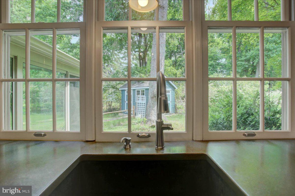 12458 Monterey Lane Blue Ridge Summit, PA 17214 - Photo 13 of 92 Kitchen