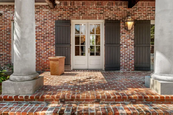 $889,500 | 101 Mission Hills Drive, Broussard, LA 70518