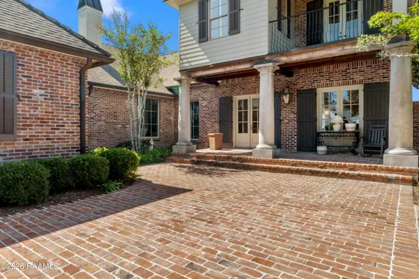 $889,500 | 101 Mission Hills Drive, Broussard, LA 70518