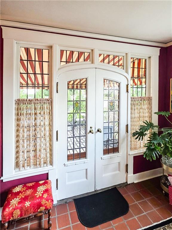 333 Devonshire Street Pittsburgh, PA 15213 - Photo 14 of 50 Door to patio with leaded side lights