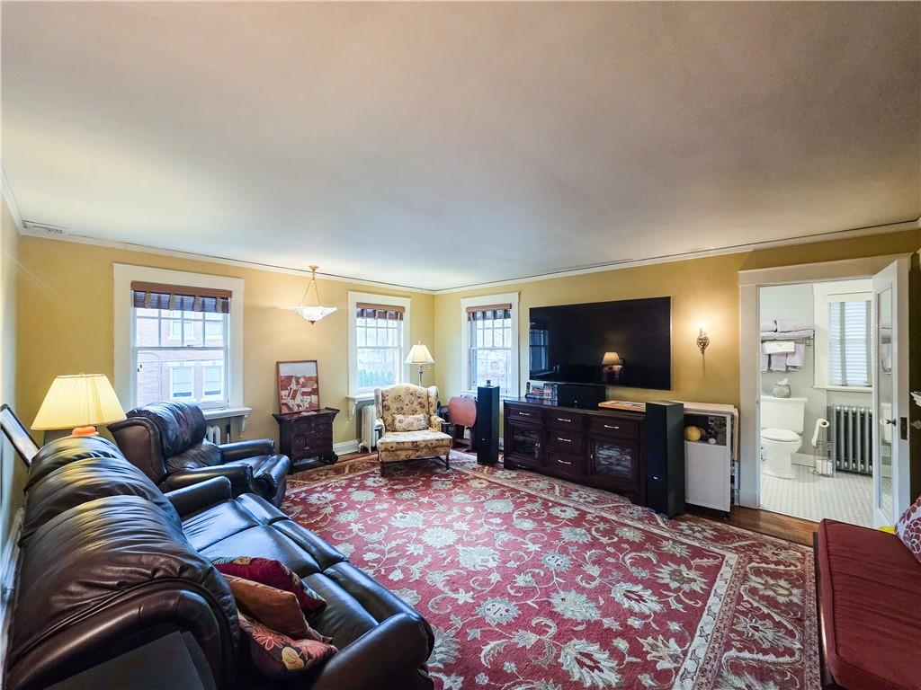 333 Devonshire Street Pittsburgh, PA 15213 - Photo 32 of 50 2nd floor bedroom or family room