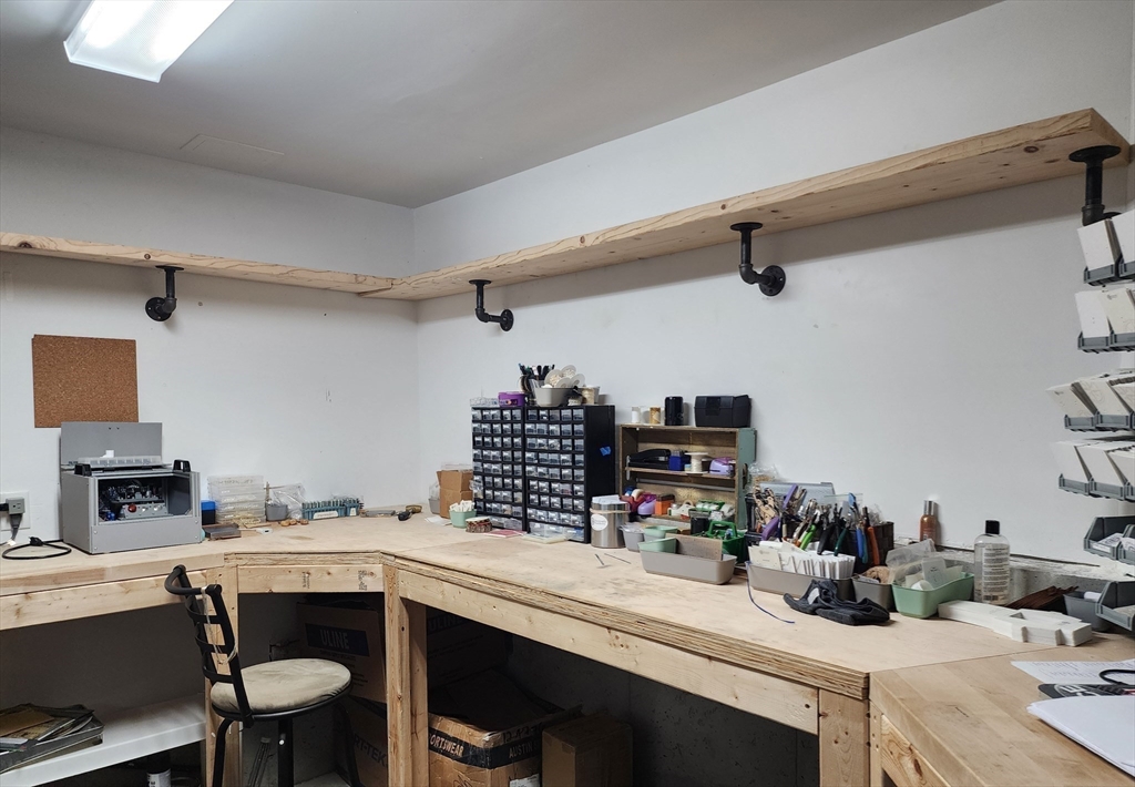 66 Oak Street, Unit 66 Clinton, MA 01510 - Photo 33 of 40