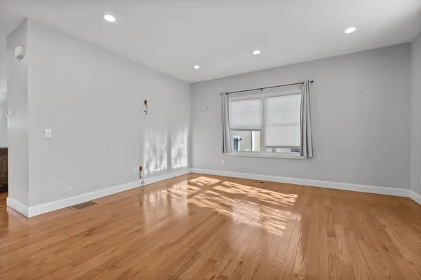 $425,000 | 66 Oak Street, Unit 66, Clinton, MA 01510