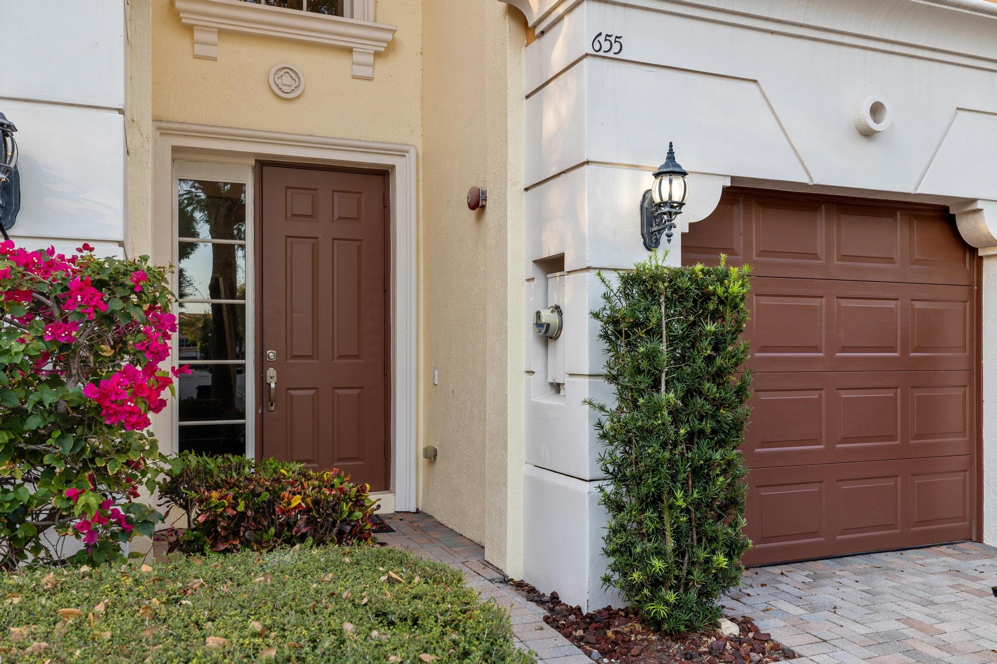 655 Northeast Trieste Lane Boca Raton, FL 33487 - Photo 3 of 45 CZ4A6118