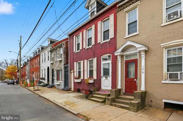 $354,900 | 128 East James Street, Lancaster, PA 17602