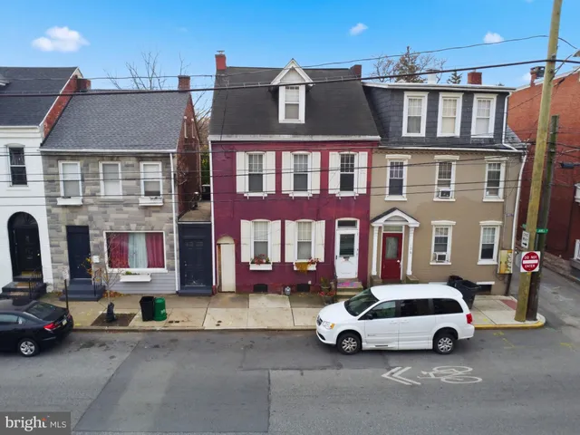 $354,900 | 128 East James Street, Lancaster, PA 17602