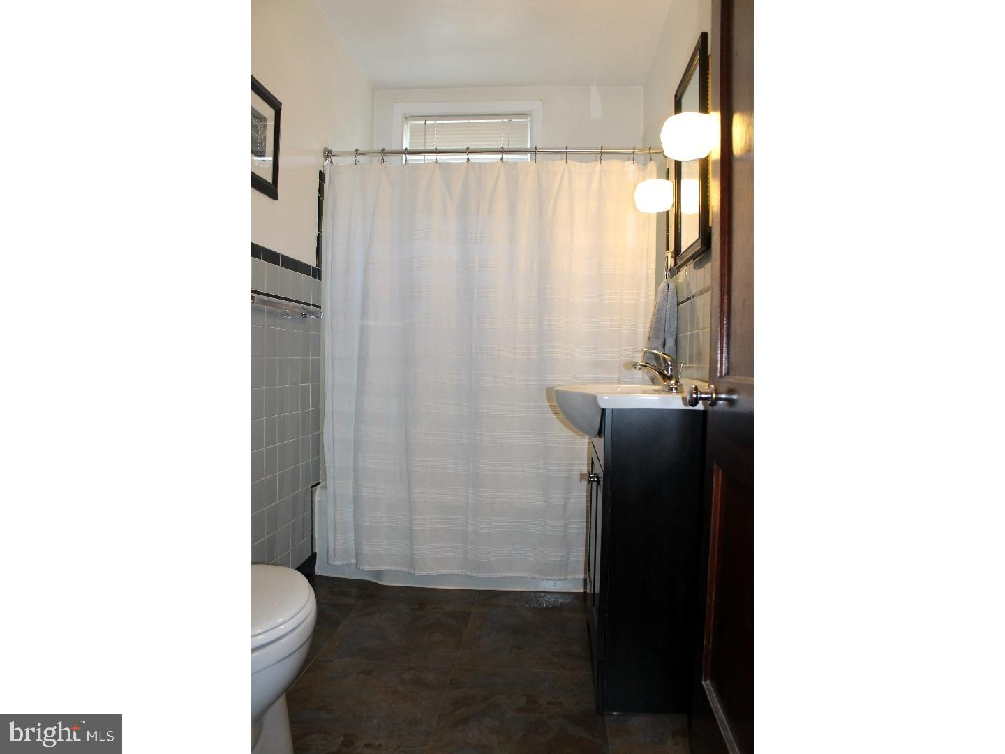 705 Filbert Street Palmyra, NJ 08065 - Photo 19 of 25 Bathroom