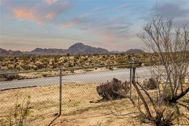 $175,000 | 7420 Quail Springs Road, Joshua Tree, CA 92252
