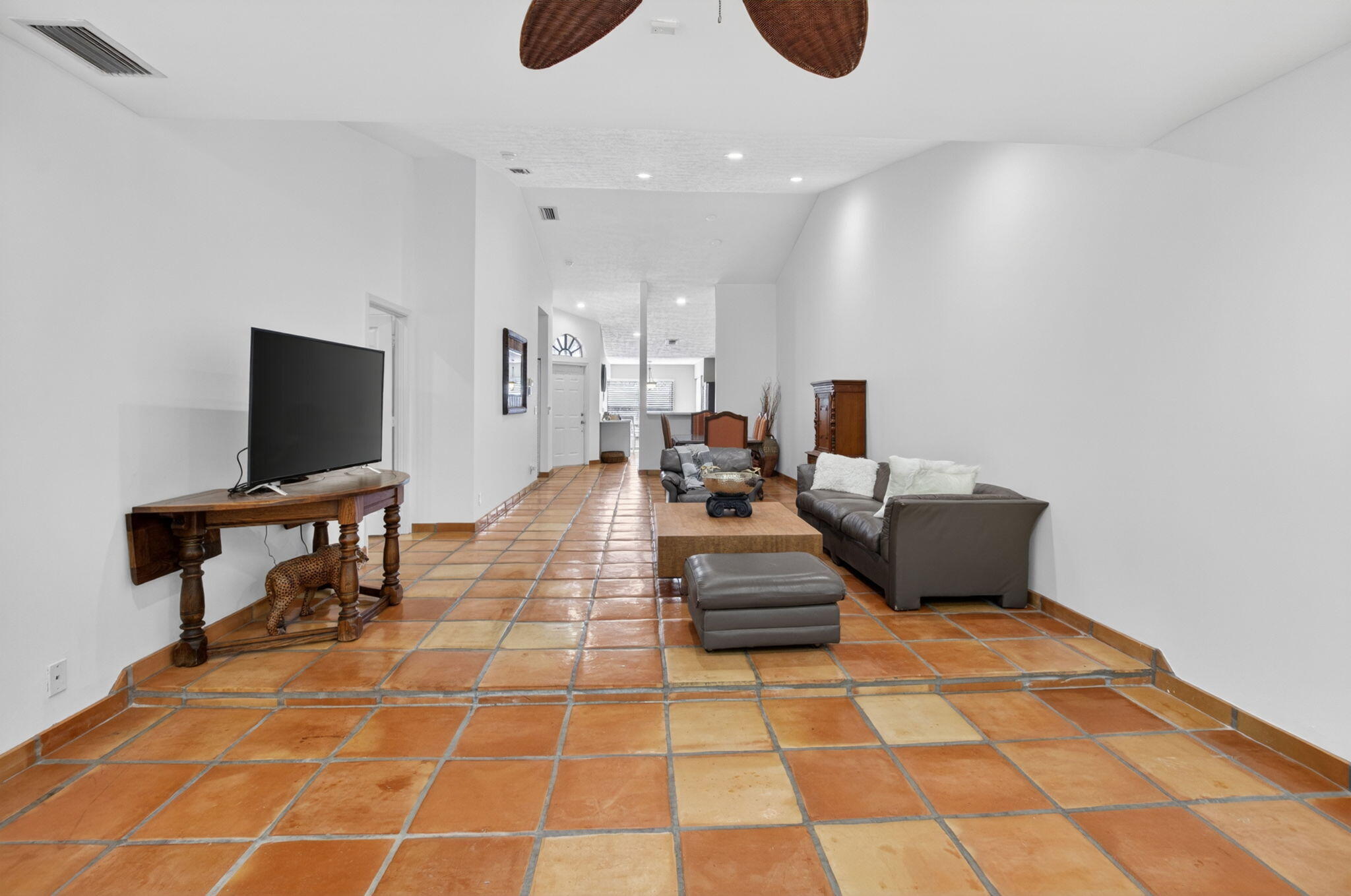 22663 Meridiana Drive Boca Raton, FL 33433 - Photo 19 of 73 19-web-or-mls-DSC_4313