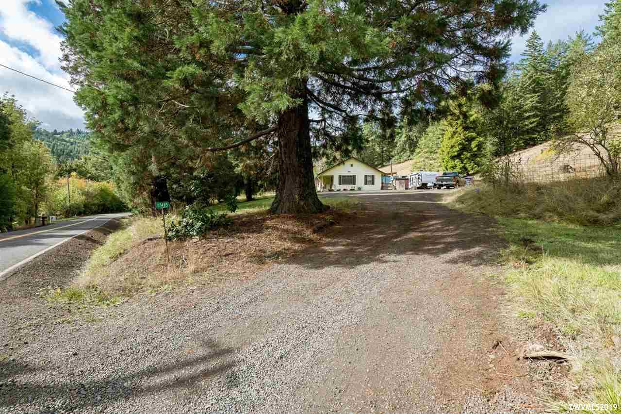 17485 Brown Road Dallas, OR 97338 - Photo 2 of 22