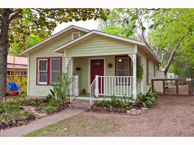 401 West 55th Street Austin, TX 78751 - Photo 1 of 1 a view of a house with garden