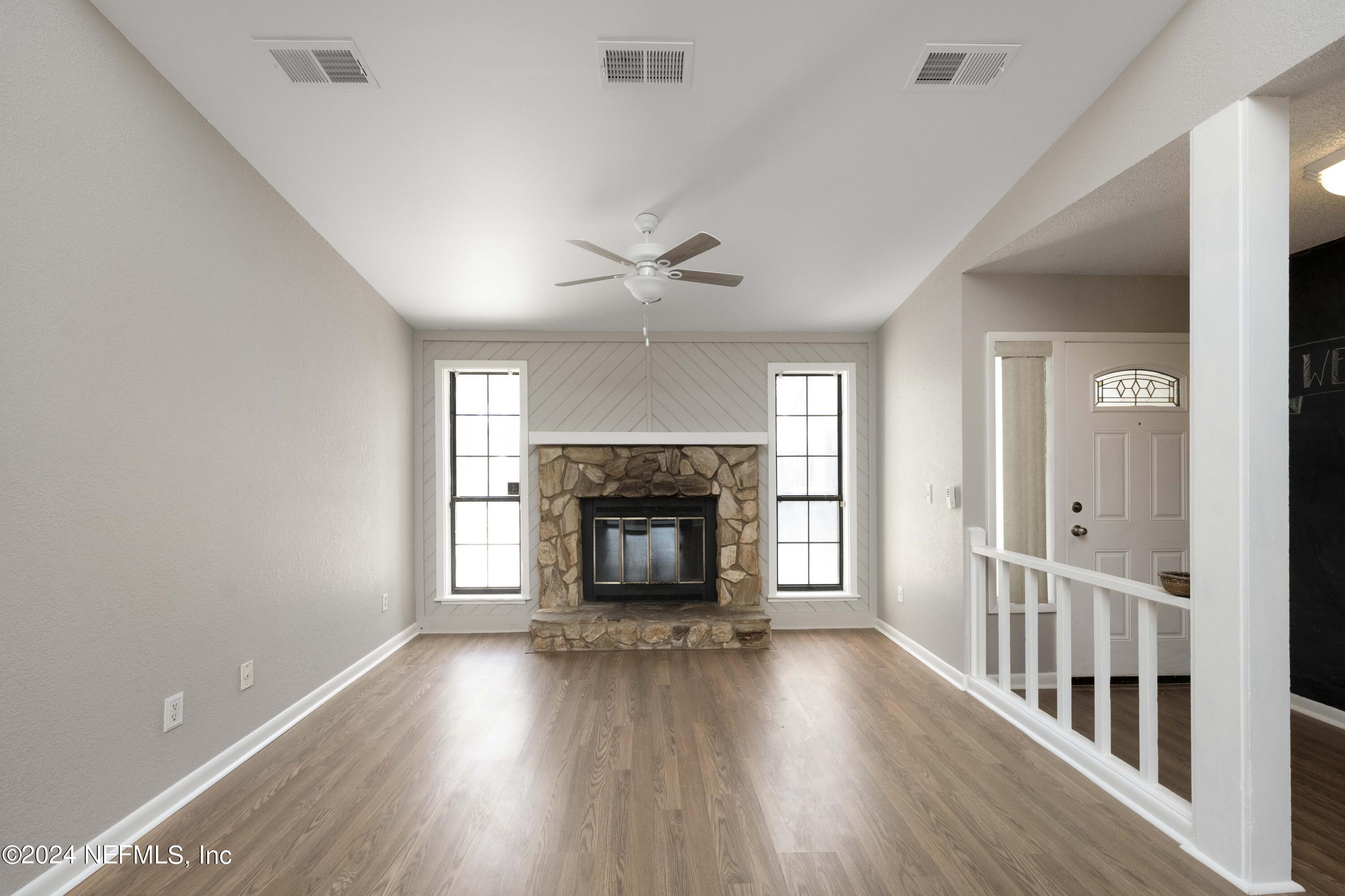 2532 Wattle Tree Road West Jacksonville, FL 32246 - Photo 5 of 25 GrEat Room