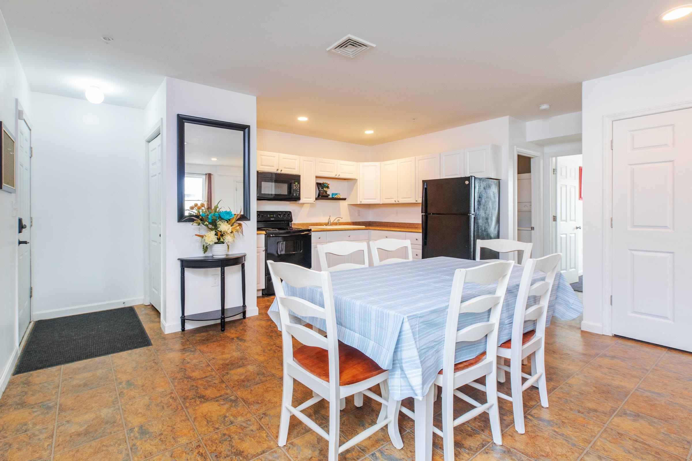 3 Perkins Avenue, Unit 3 Hampton, NH 03842 - Photo 9 of 25
