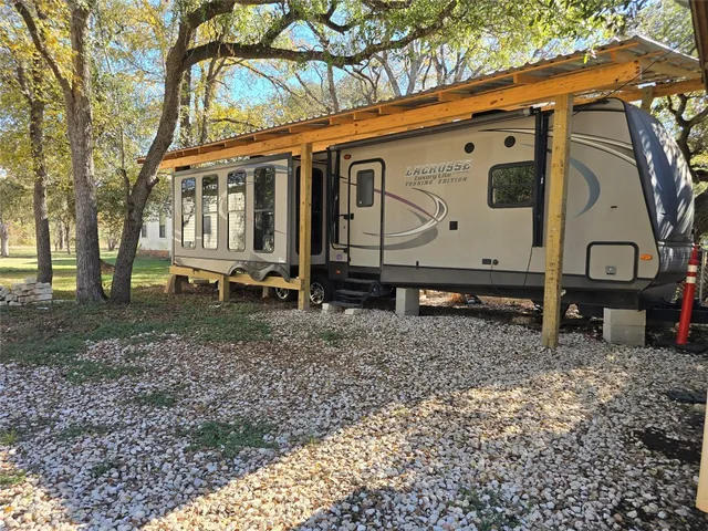 $1,900 | 309 North Buffalo Avenue, Cedar Park, TX 78613