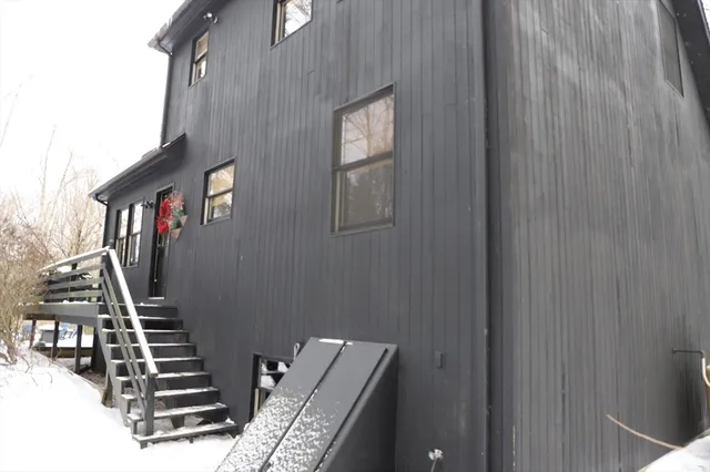 $490,000 | 6 Path Road, Tolland, MA 01034