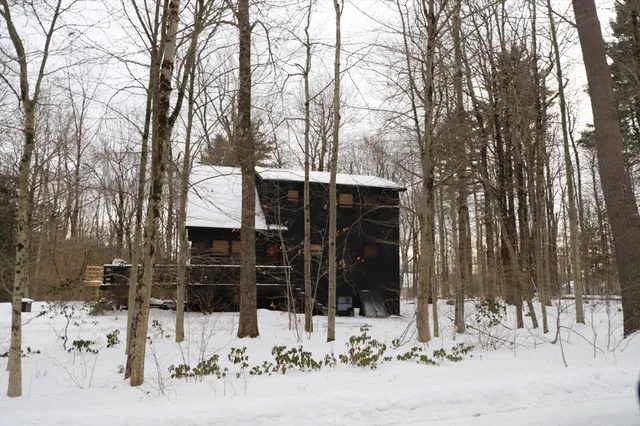 $490,000 | 6 Path Road, Tolland, MA 01034