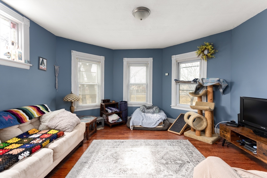 70 Mount Carmel Way Worcester, MA 01605 - Photo 15 of 24