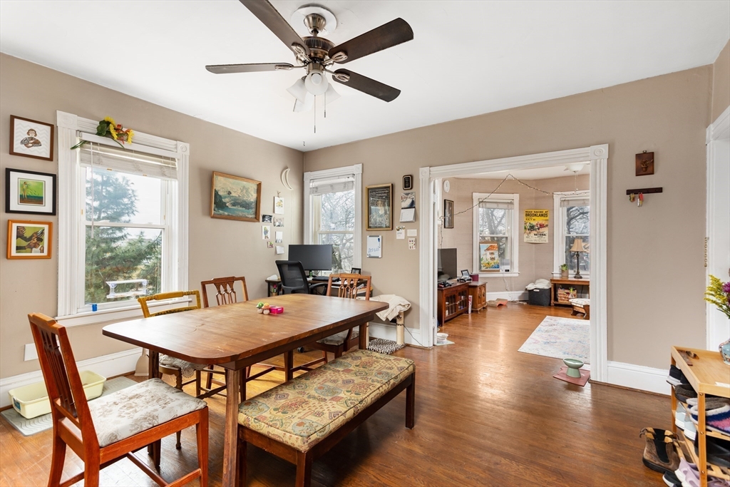 70 Mount Carmel Way Worcester, MA 01605 - Photo 4 of 24
