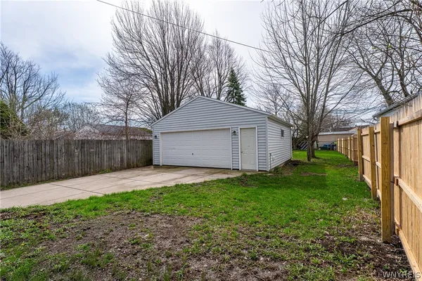 $259,900 | 35 Fuller Avenue, Tonawanda, NY 14150