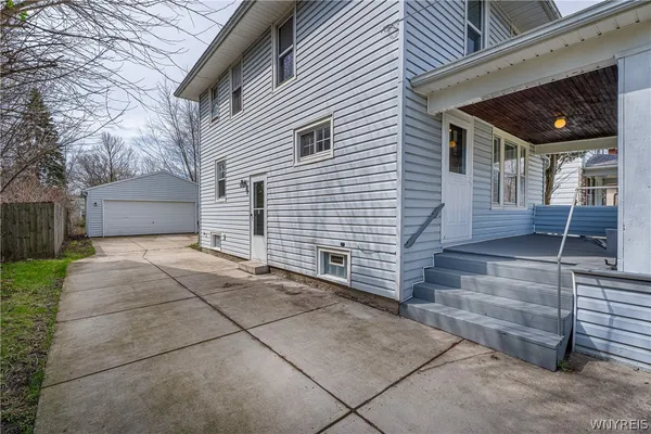 $259,900 | 35 Fuller Avenue, Tonawanda, NY 14150