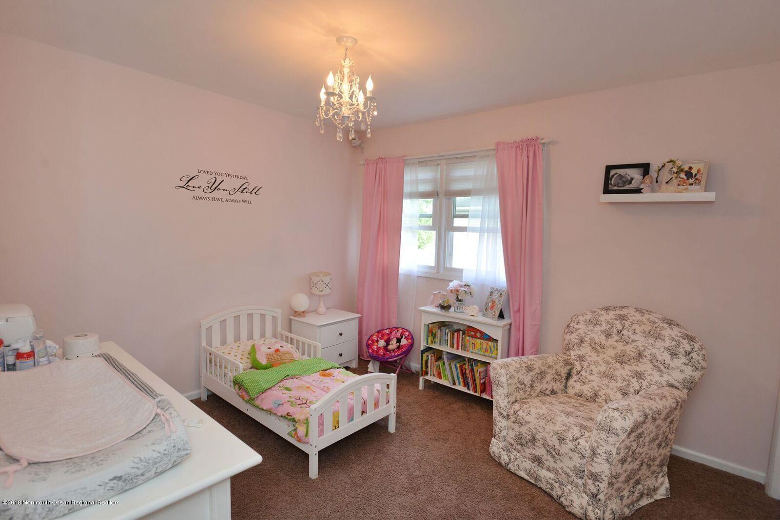 183 Binnacle Road Brick, NJ 08723 - Photo 16 of 41 183 Binnacle bedroom 2