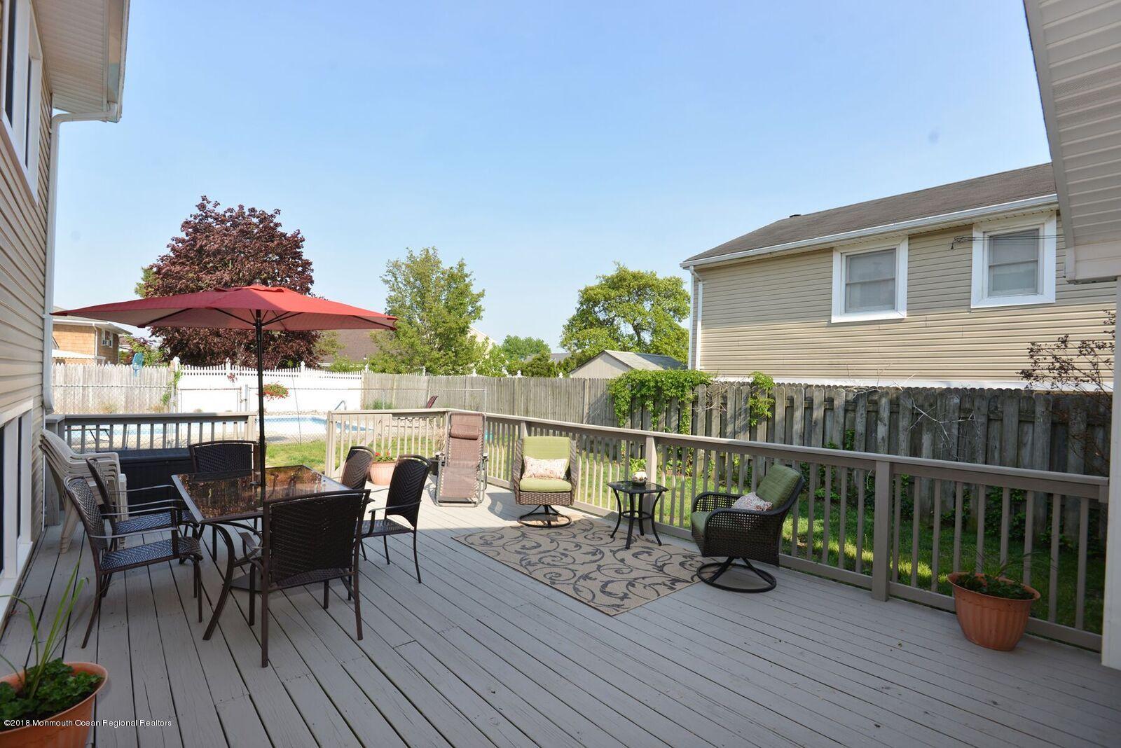 183 Binnacle Road Brick, NJ 08723 - Photo 28 of 41 183 Binnacle deck 1