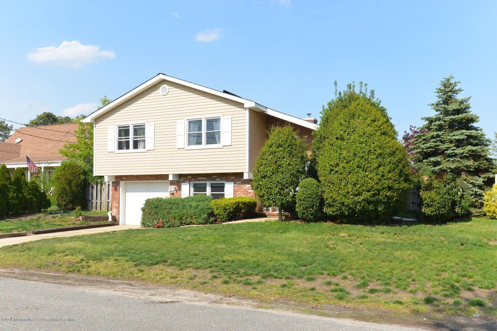 183 Binnacle Road Brick, NJ 08723 - Photo 39 of 41 183 Binnacle front 2