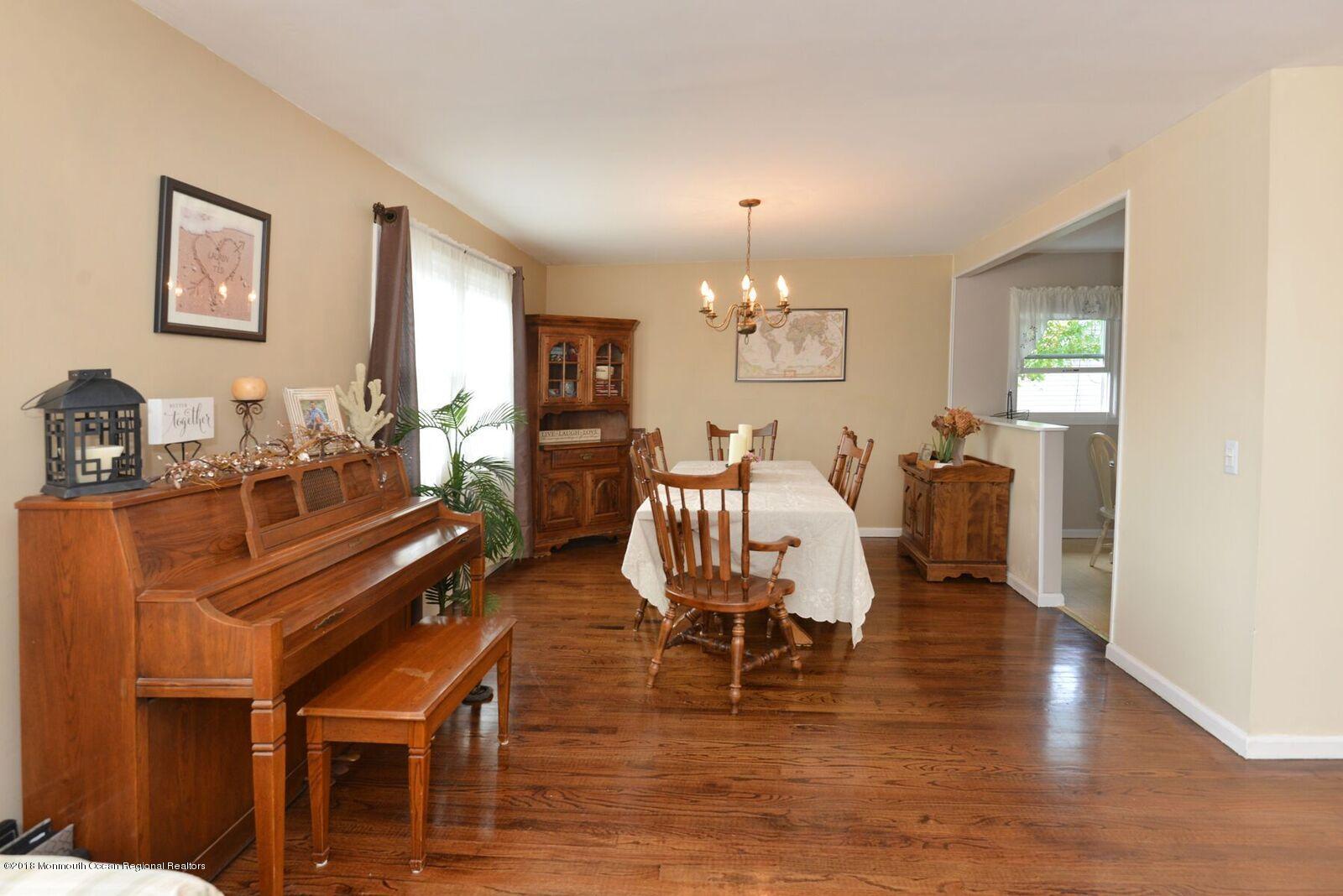 183 Binnacle Road Brick, NJ 08723 - Photo 8 of 41 183 Binnacle DR2