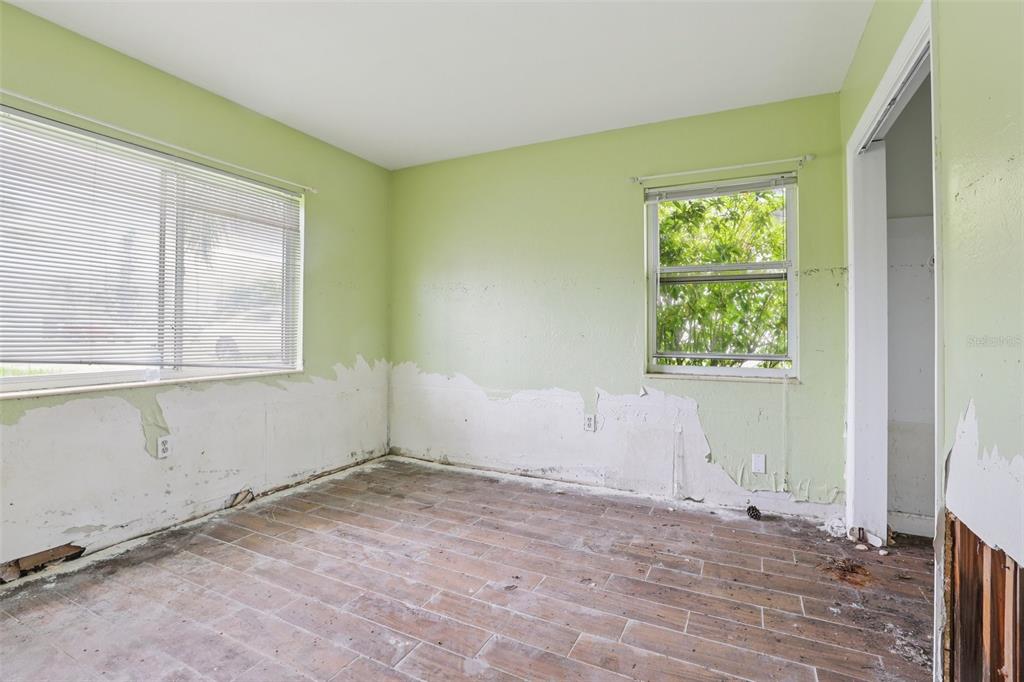 16033 Redington Drive Redington Beach, FL 33708 - Photo 10 of 26 an empty room with a window