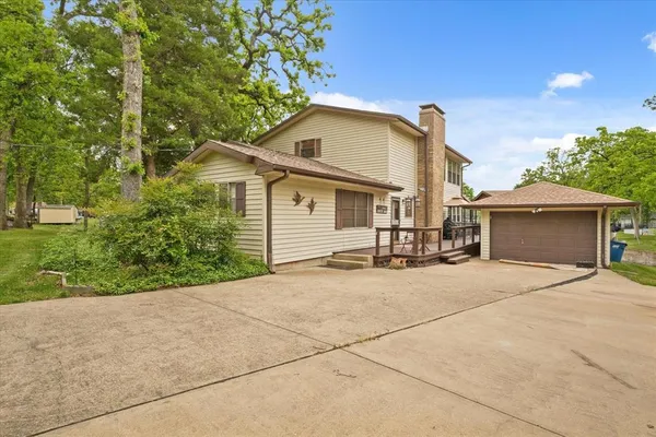 $599,000 | 1505 Kanakoa Drive, Tool, TX 75143