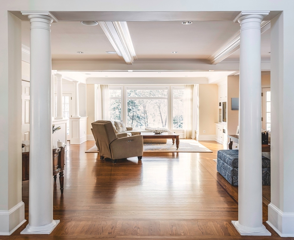 208 Hart Street Beverly, MA 01915 - Photo 14 of 42
