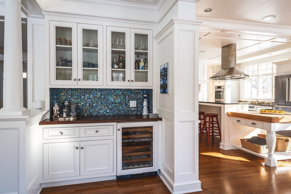 208 Hart Street Beverly, MA 01915 - Photo 18 of 42