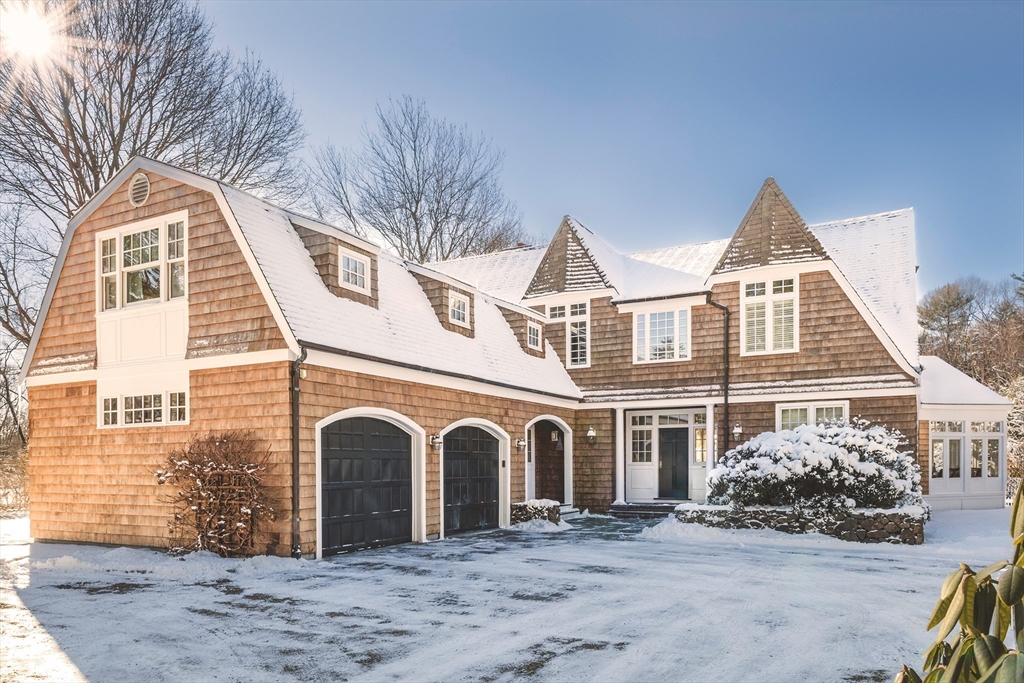 208 Hart Street Beverly, MA 01915 - Photo 2 of 42