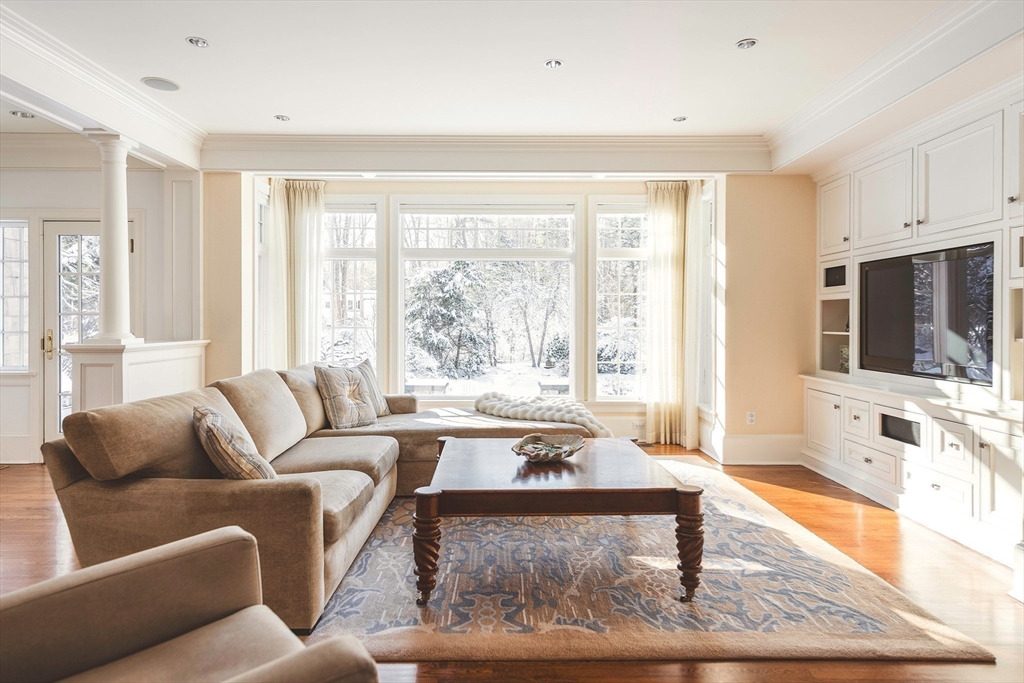 208 Hart Street Beverly, MA 01915 - Photo 21 of 42
