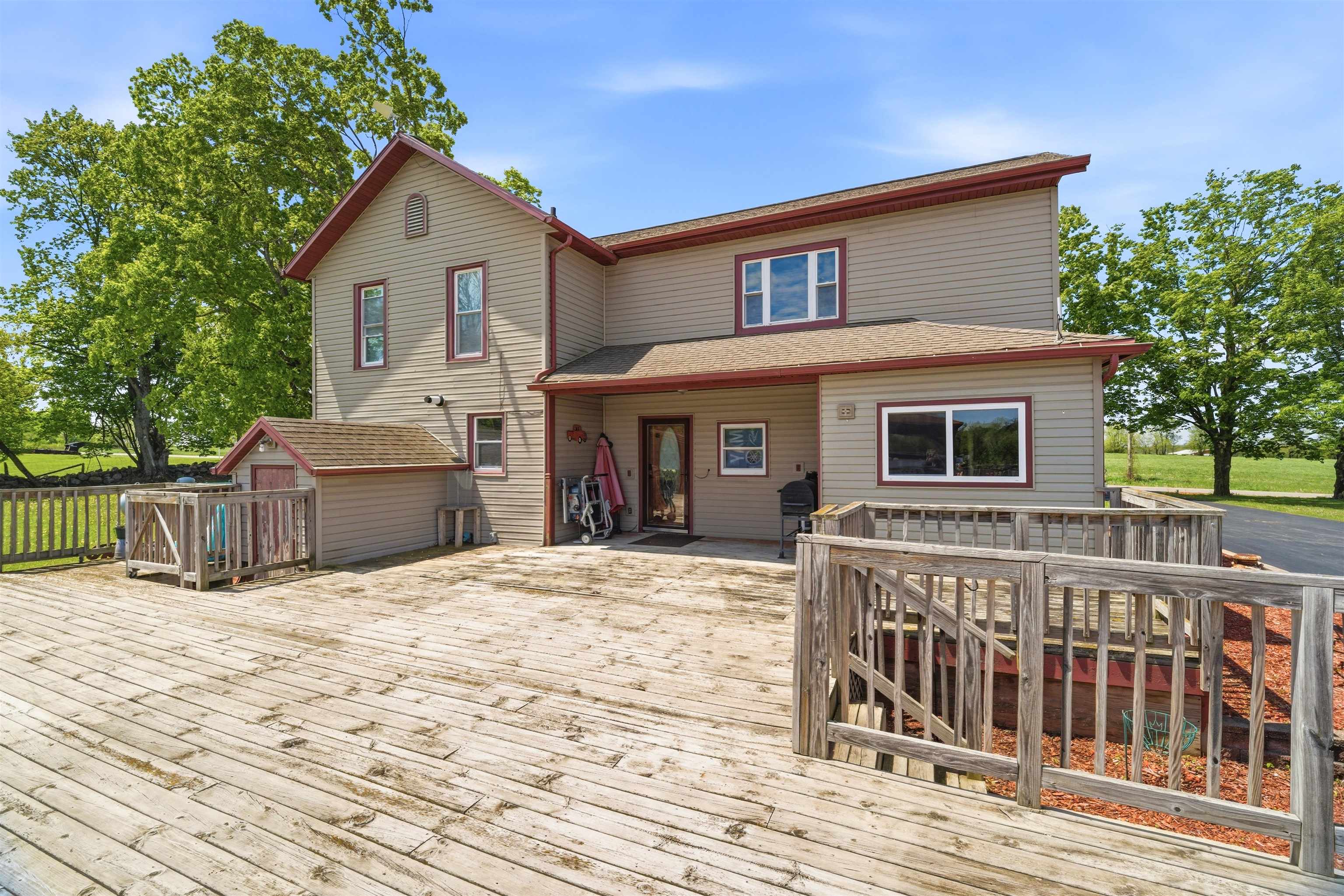 N5460 Collier Road New London, WI 54961 - Photo 8 of 46