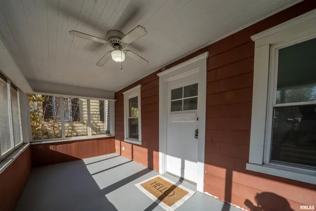 $69,900 | 729 East Seneca Place, Peoria, IL 61603